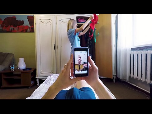 ❤️ A súa irmá fixo correr ao seu irmán xusto antes de que a nai chegase a casa ❤ Super porno en % gl.tubesexer-com.ru % ️❤