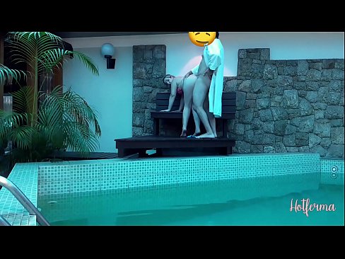 ❤️ O xefe invita a criada á piscina, pero non puido resistirse a un quente ❤ Super porno en % gl.tubesexer-com.ru % ️❤